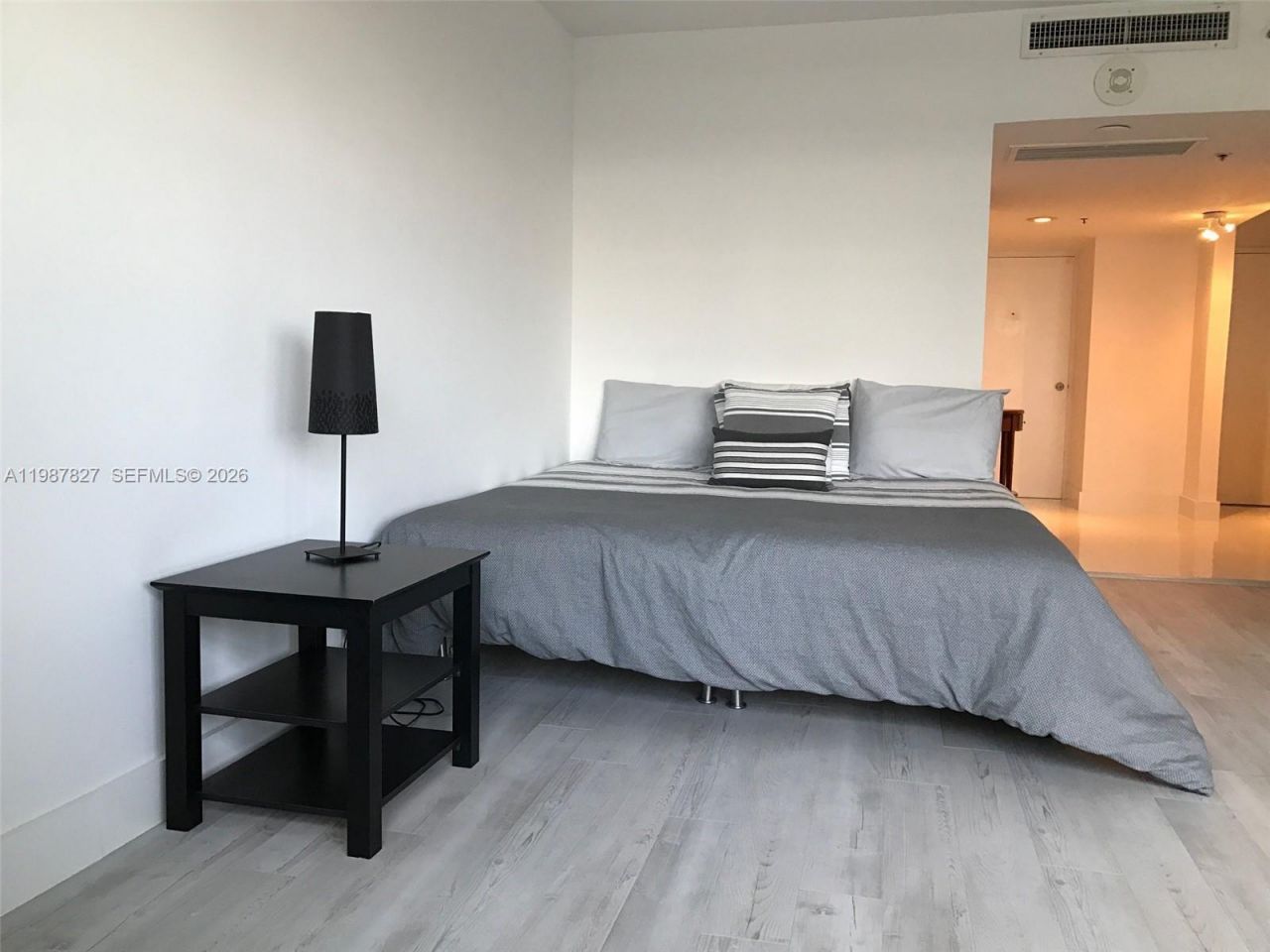 100 Lincoln Rd , Unit 1024, Miami Beach, FL 33139 Photo