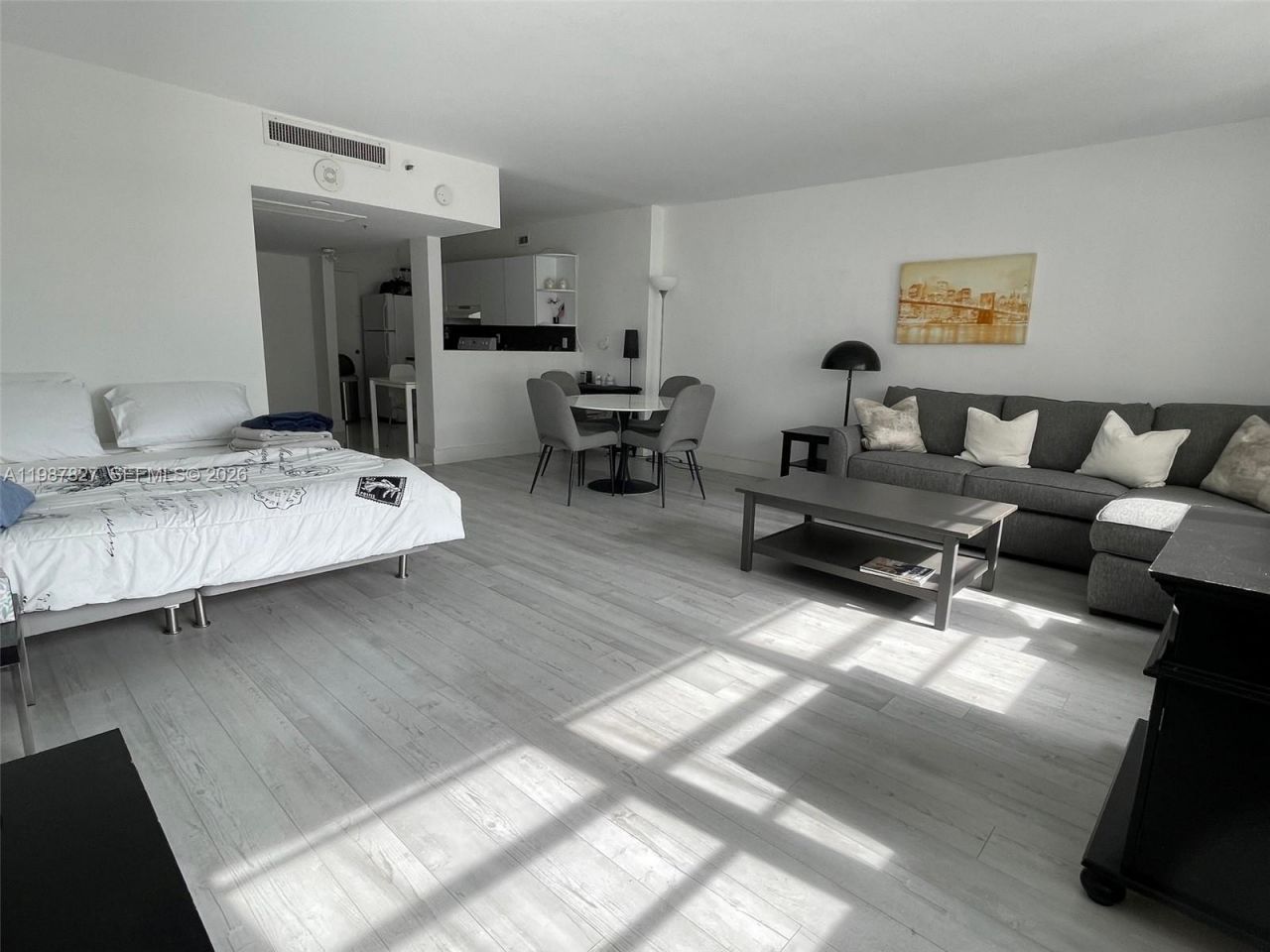 100 Lincoln Rd , Unit 1024, Miami Beach, FL 33139 Photo