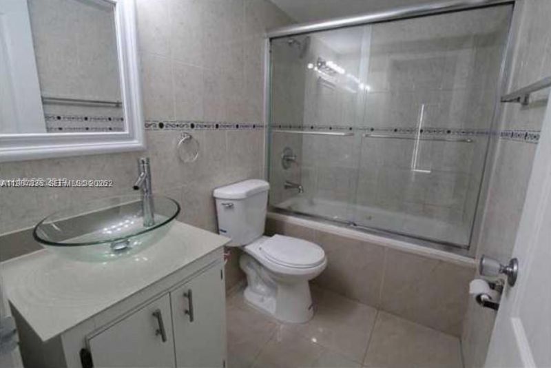 5775 W 20th Ave , Unit 406, Hialeah, FL 33012 Photo