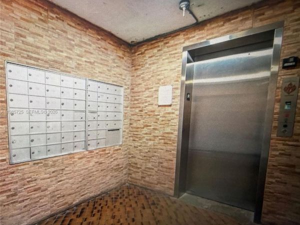 9441 SW 4th St , Unit 111, Miami, FL 33174