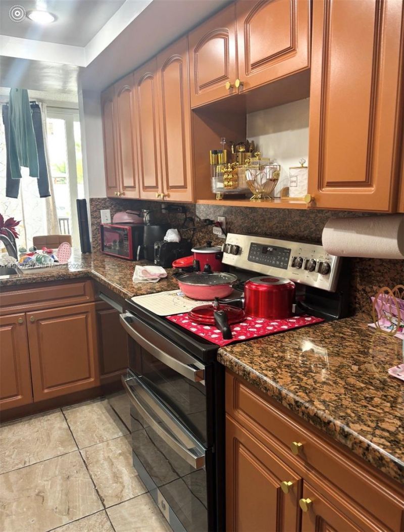 9441 SW 4th St , Unit 111, Miami, FL 33174 Photo