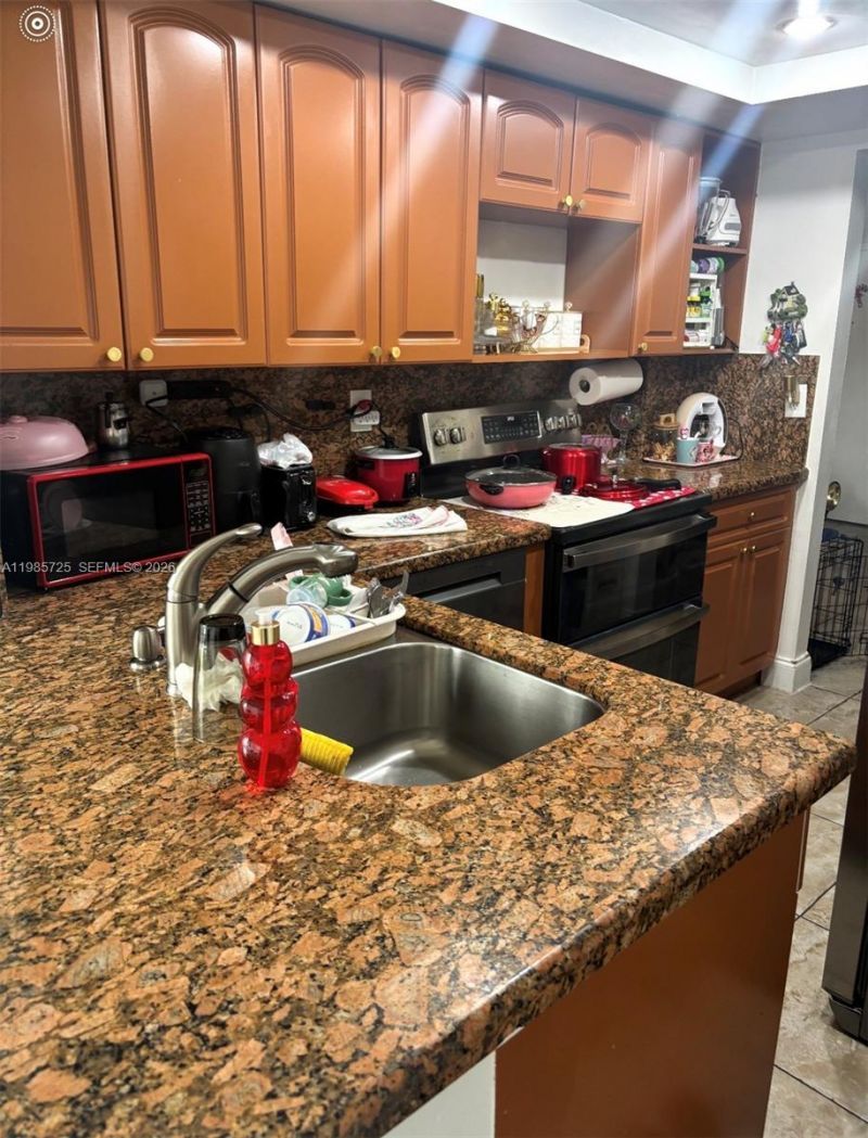 9441 SW 4th St, Unit 111, Miami, FL 33174 Photo