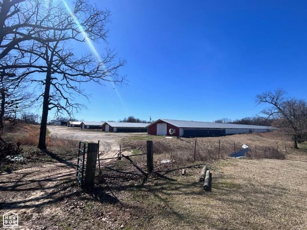 920 Hwy 25, Strawberry, AR 72469