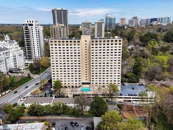 2479 Peachtree Road NE, Unit 1517, Atlanta, GA 30305