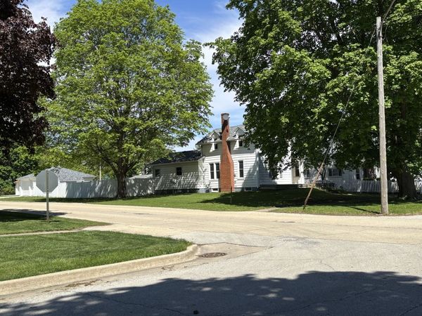 359 W ORLEANS Street, Paxton, IL 60957