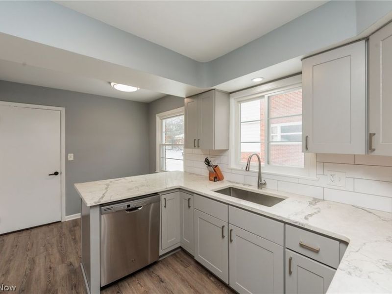 2539 Warrensville Center Road, Unit Down, University Heights, OH 44118 Photo 16