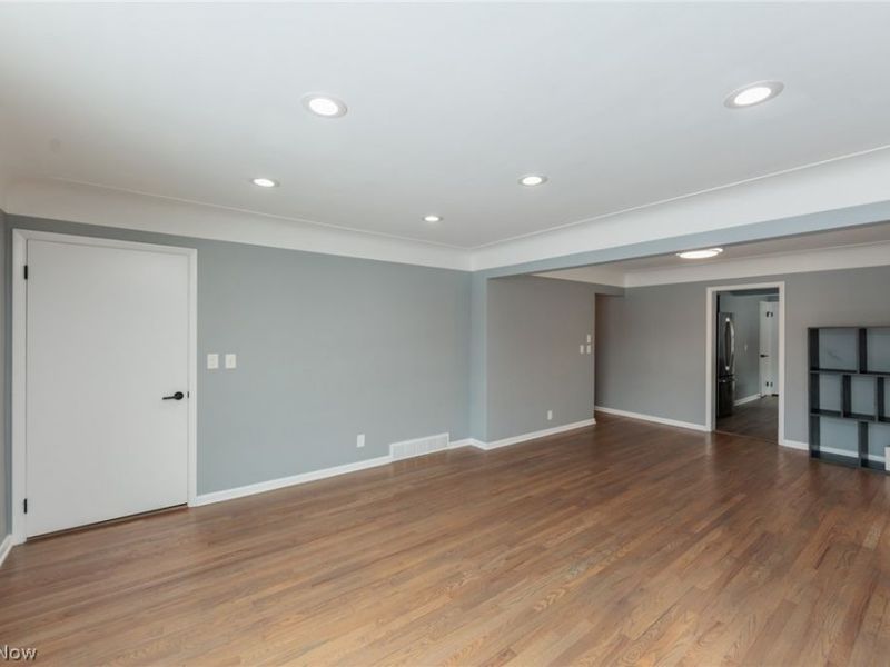 2539 Warrensville Center Road, Unit Down, University Heights, OH 44118 Photo 6