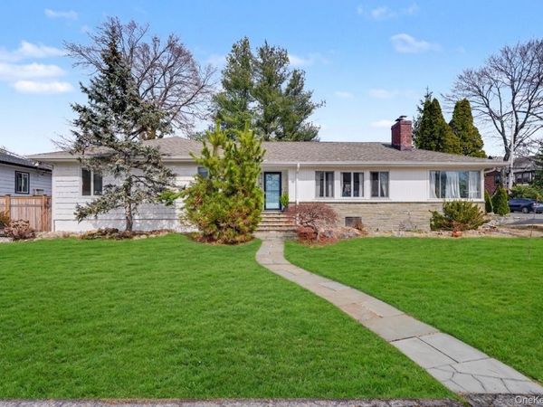 1304 Birch Hill Lane, Mamaroneck, NY 10543