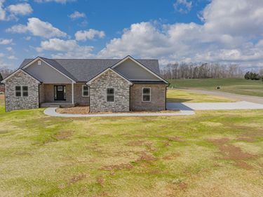 1941 S Shepola Road, Nancy, KY 42544