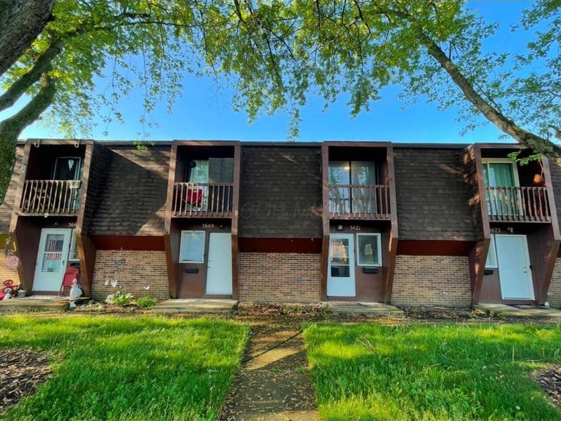 3667-3673 McCarley Drive S, Columbus, OH 43228 Photo 1