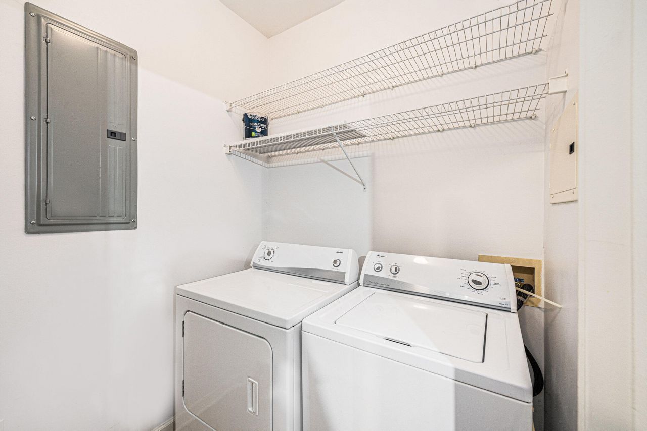 300 Bucksley Lane Photo 13