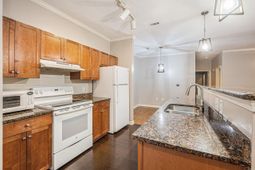 300 Bucksley Lane photo 4