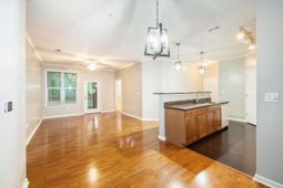 300 Bucksley Lane photo 4