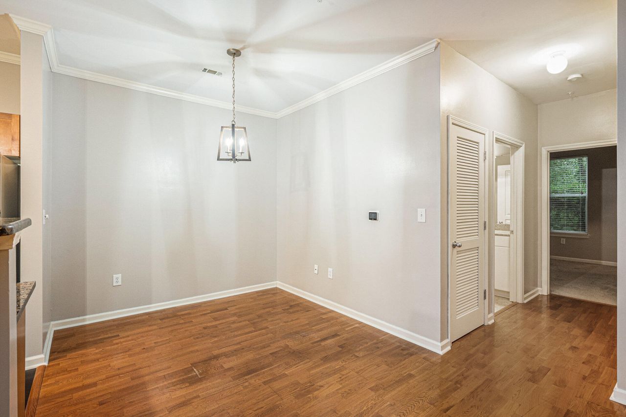 300 Bucksley Lane Photo 6