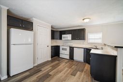 1011 Ridge Road photo 4