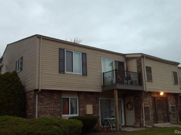 38220 FAIRWAY Court, Clinton Twp, MI 48038