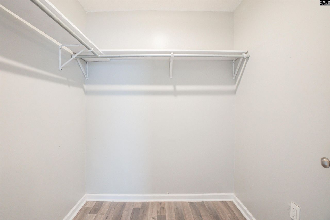 1156 Middle Dr  Photo 11