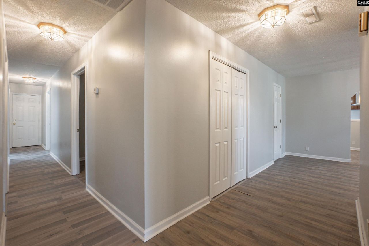 1156 Middle Dr  Photo 14