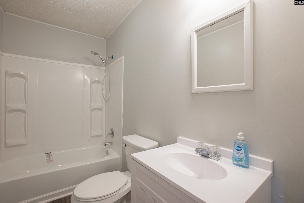 1156 Middle Dr  Photo 15