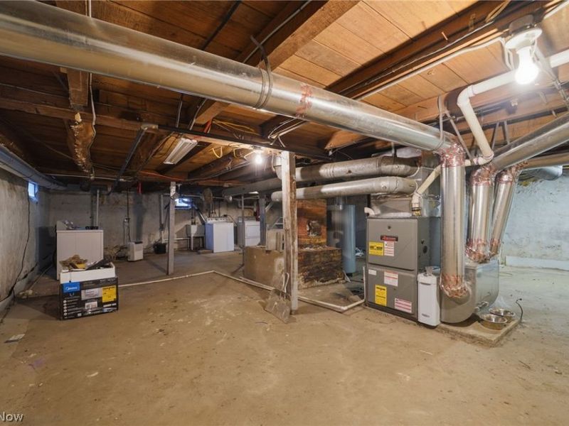 16176 Ravenna Road, Burton, OH 44021 Photo 21