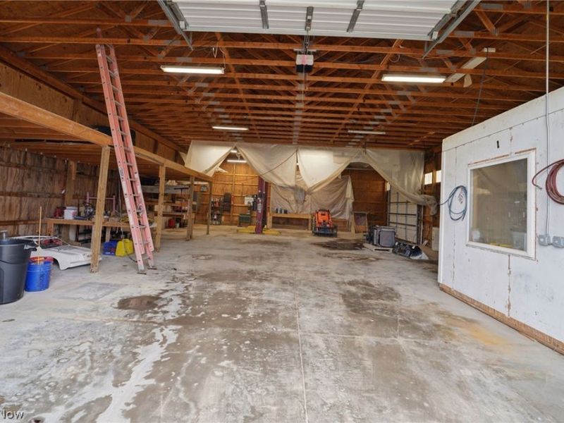 16176 Ravenna Road, Burton, OH 44021 Photo 7