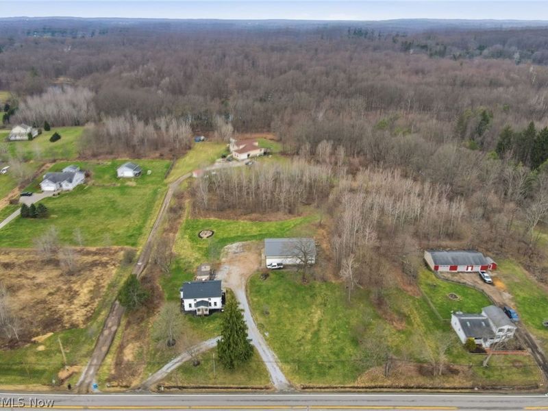 16176 Ravenna Road, Burton, OH 44021 Photo 9