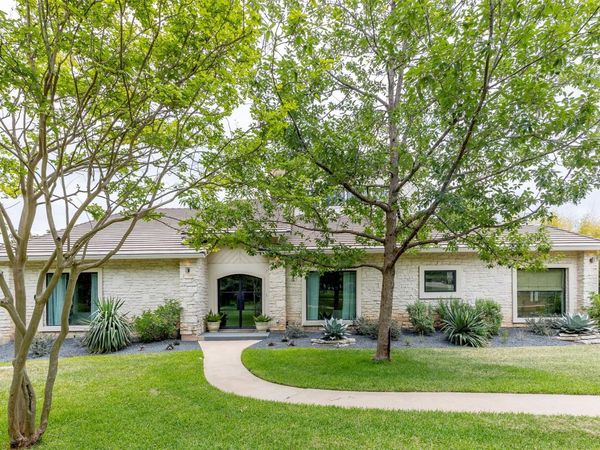 8800 Golden Rain CV, Austin, TX 78735