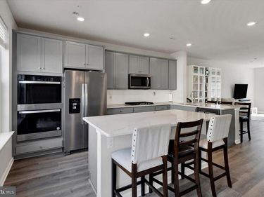 423 SMITHWORKS BOULEVARD, PHOENIXVILLE, PA 19460