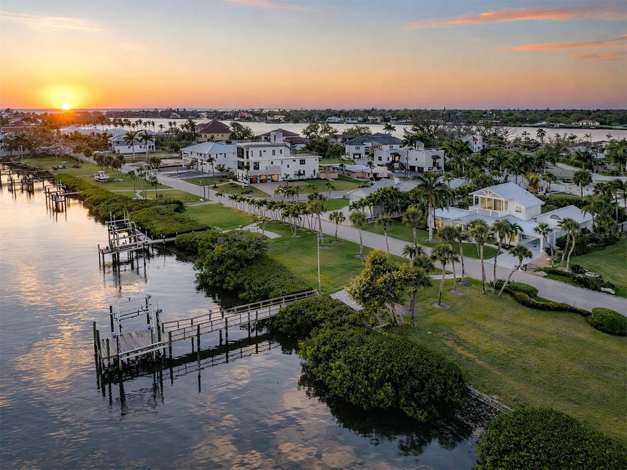 212 Sunrise Drive, Nokomis, FL 34275 Photo