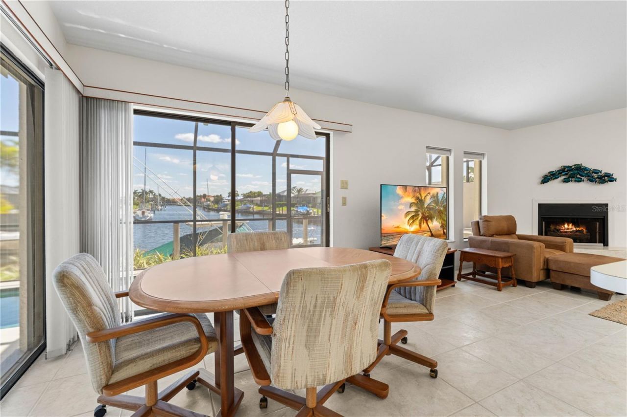 308 Colony Point Drive , Punta Gorda, FL 33950 Photo