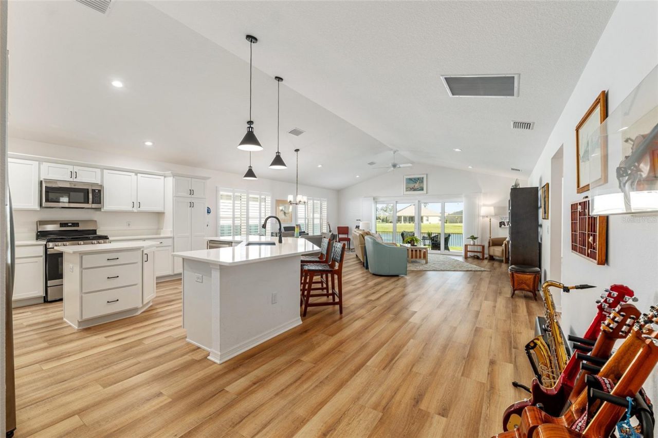 2004 Booth Place, The Villages, FL 34762 Photo