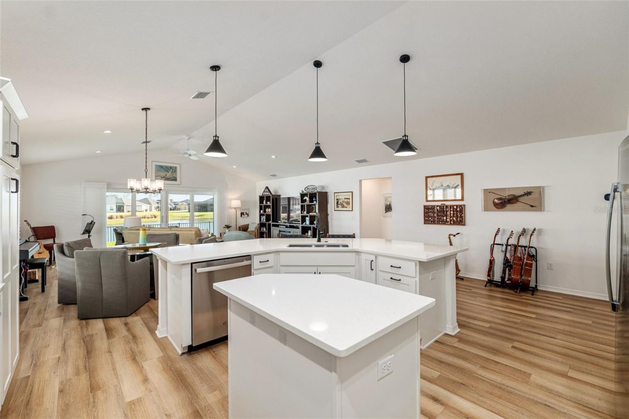 2004 Booth Place, The Villages, FL 34762 Photo