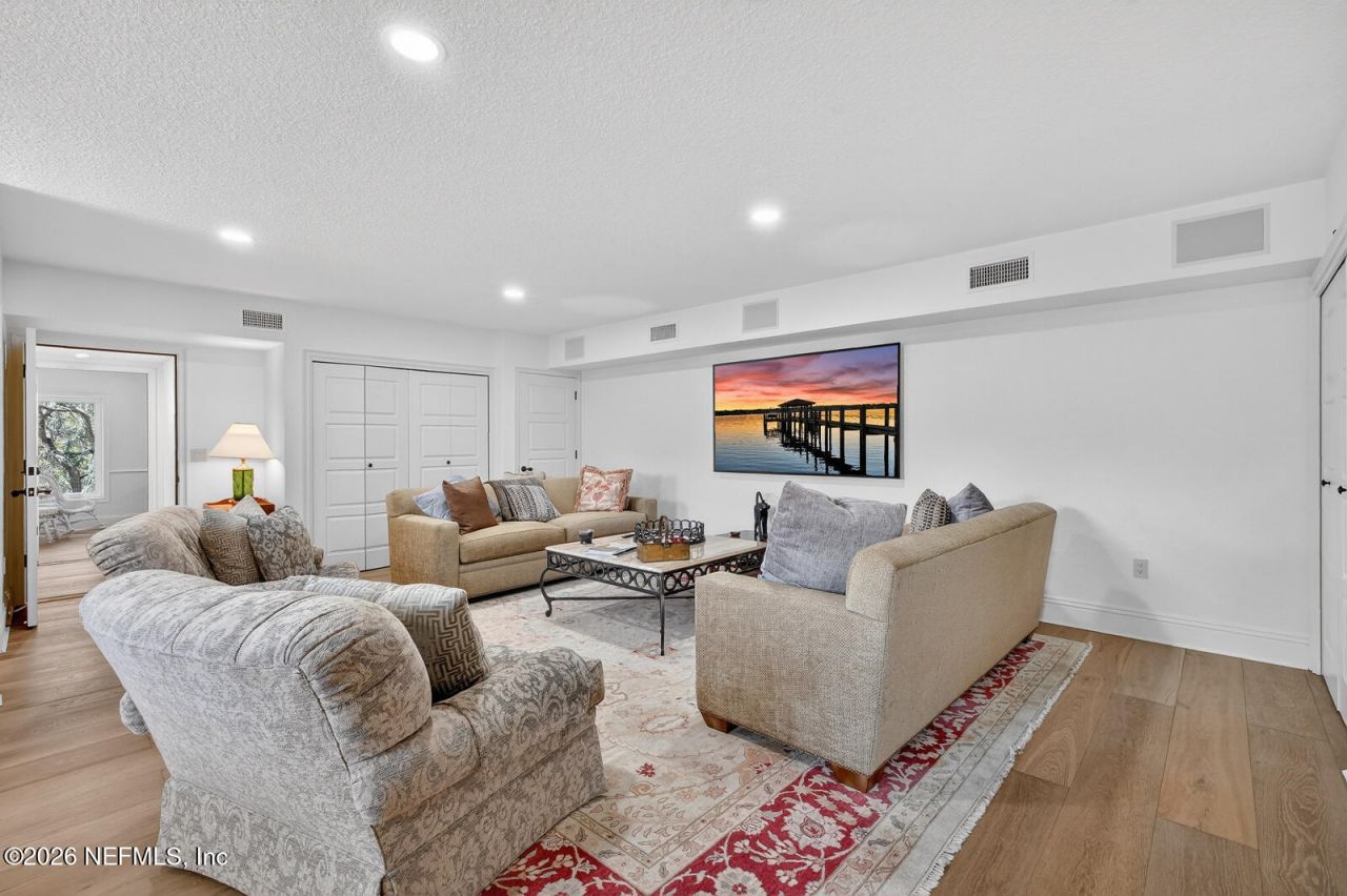 20 Rue Grande Mer, Palm Coast, FL 32137 Photo