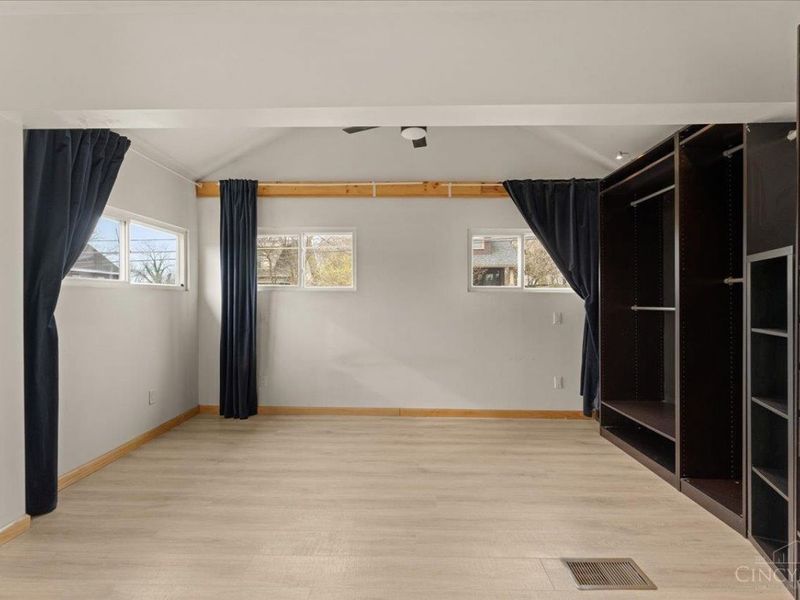 2888 Losantiville Avenue, Cincinnati, OH 45213 Photo 17