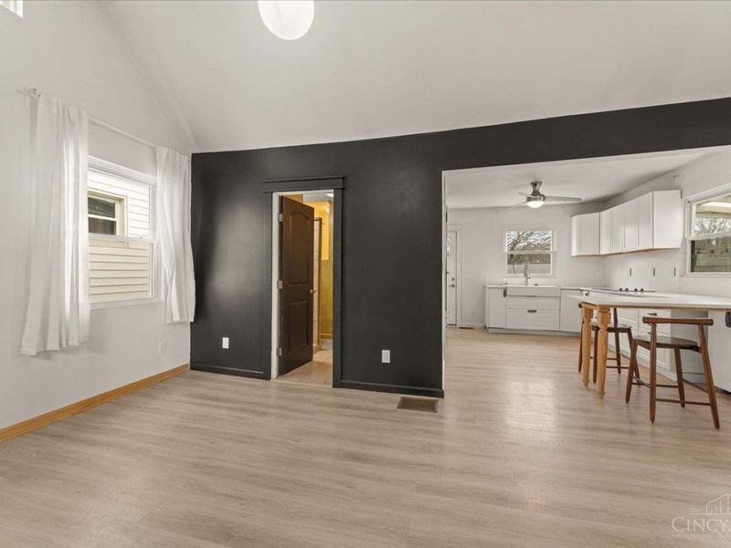 2888 Losantiville Avenue, Cincinnati, OH 45213 Photo 6