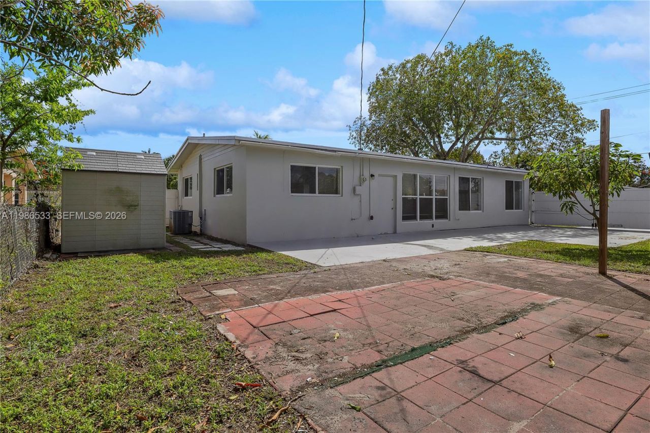 4841 NW 12th Ct, Lauderhill, FL 33313 Photo
