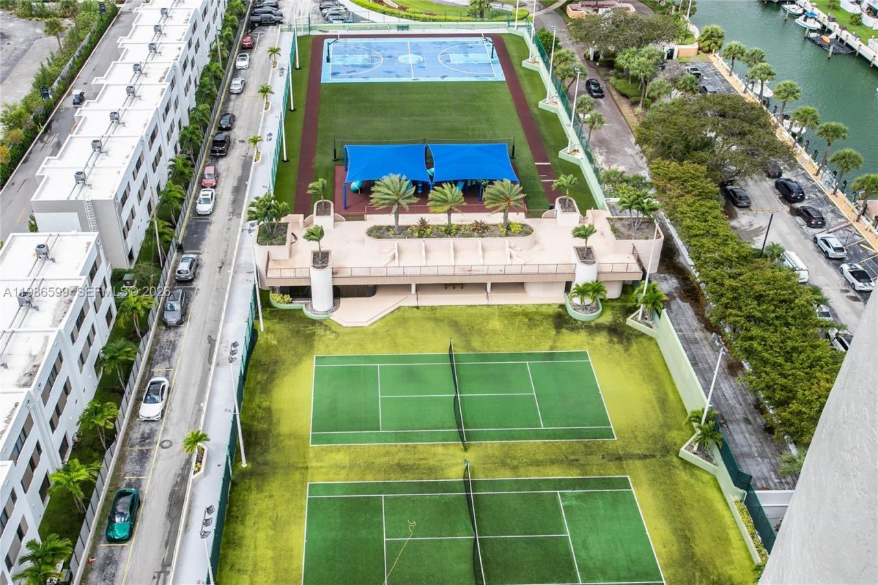 1800 NE 114th St, Unit 2309, Miami, FL 33181 Photo