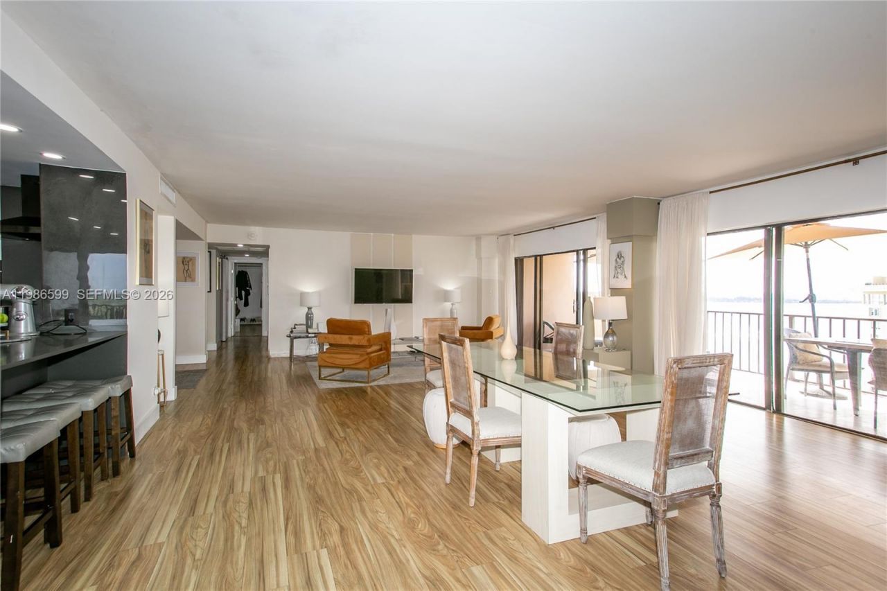 1800 NE 114th St, Unit 2309, Miami, FL 33181 Photo