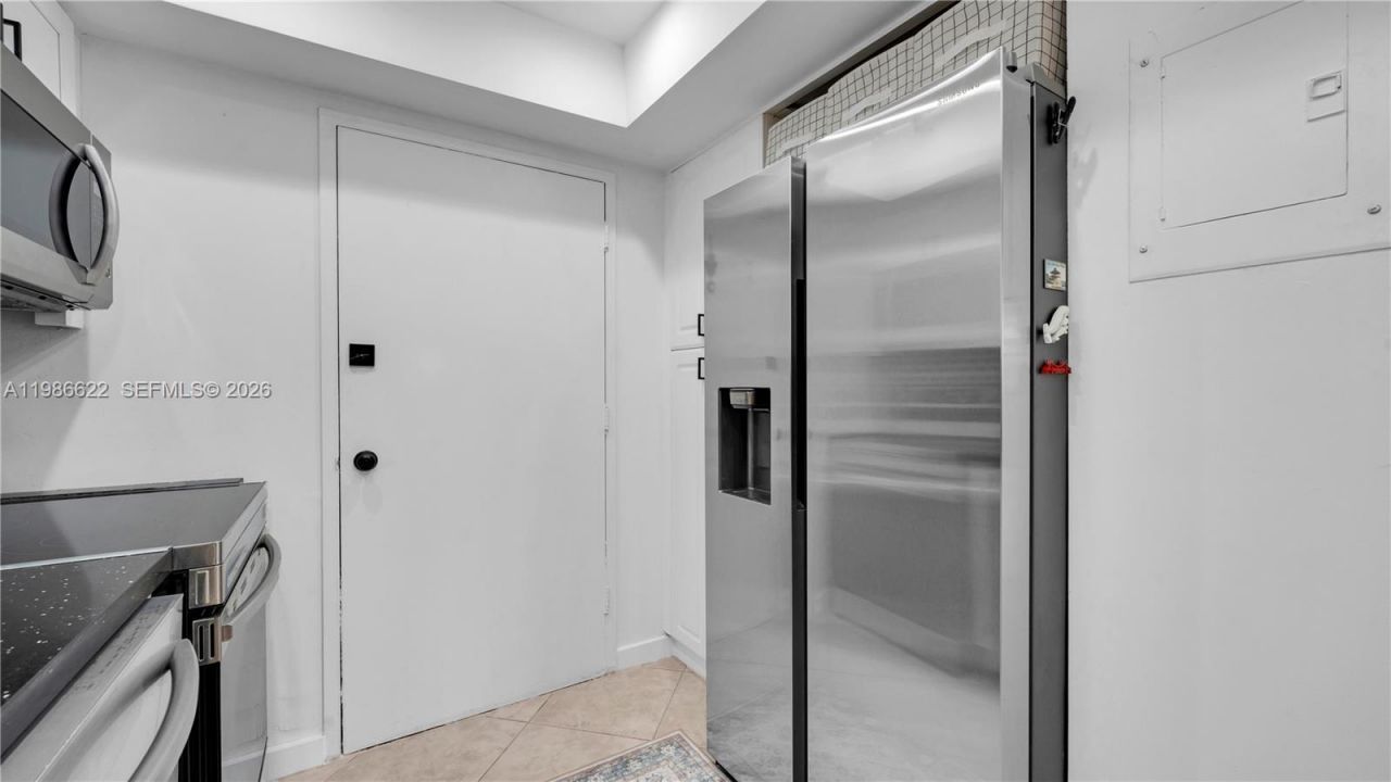 18041 Biscayne Blvd, Unit 202, Aventura, FL 33160 Photo