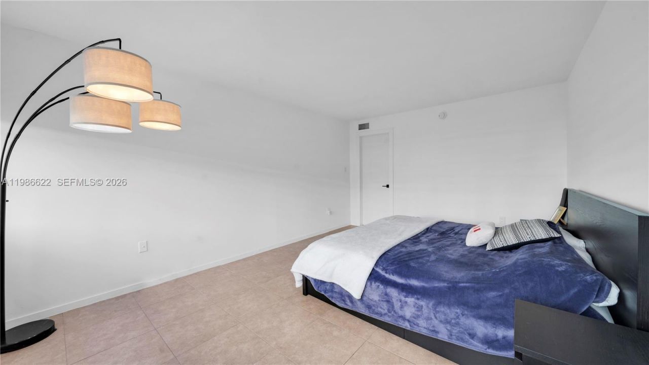 18041 Biscayne Blvd, Unit 202, Aventura, FL 33160 Photo