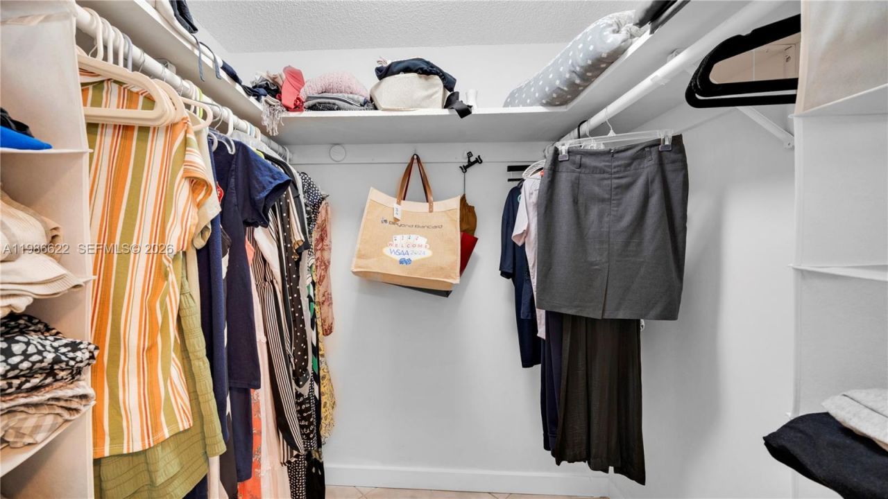 18041 Biscayne Blvd, Unit 202, Aventura, FL 33160 Photo