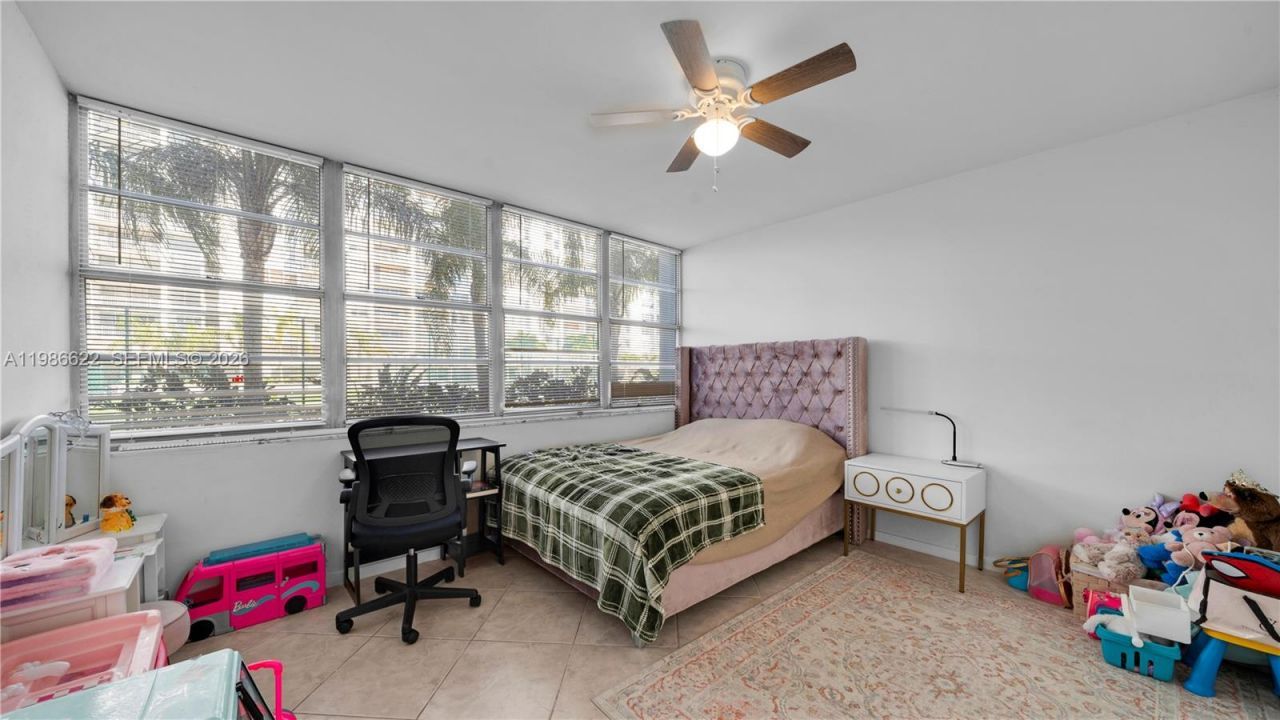18041 Biscayne Blvd, Unit 202, Aventura, FL 33160 Photo
