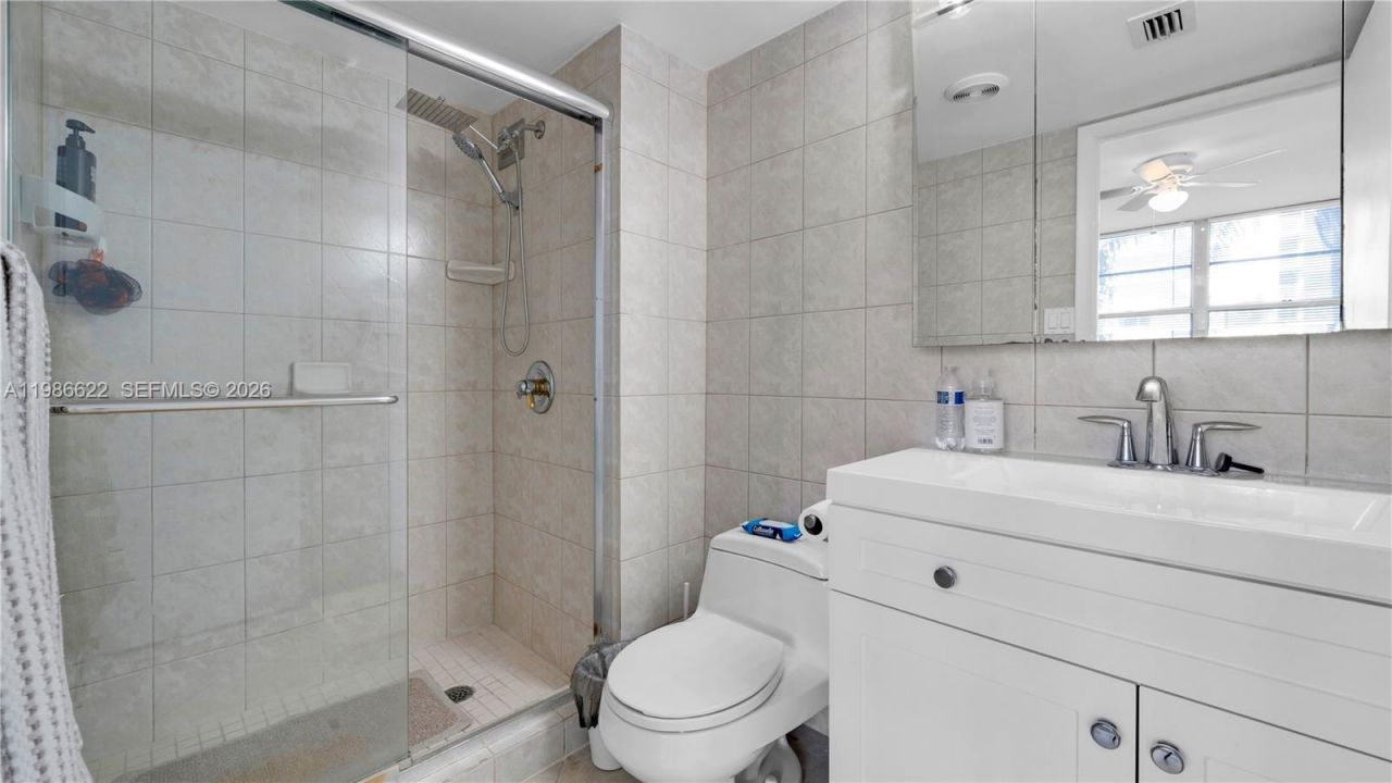 18041 Biscayne Blvd, Unit 202, Aventura, FL 33160 Photo