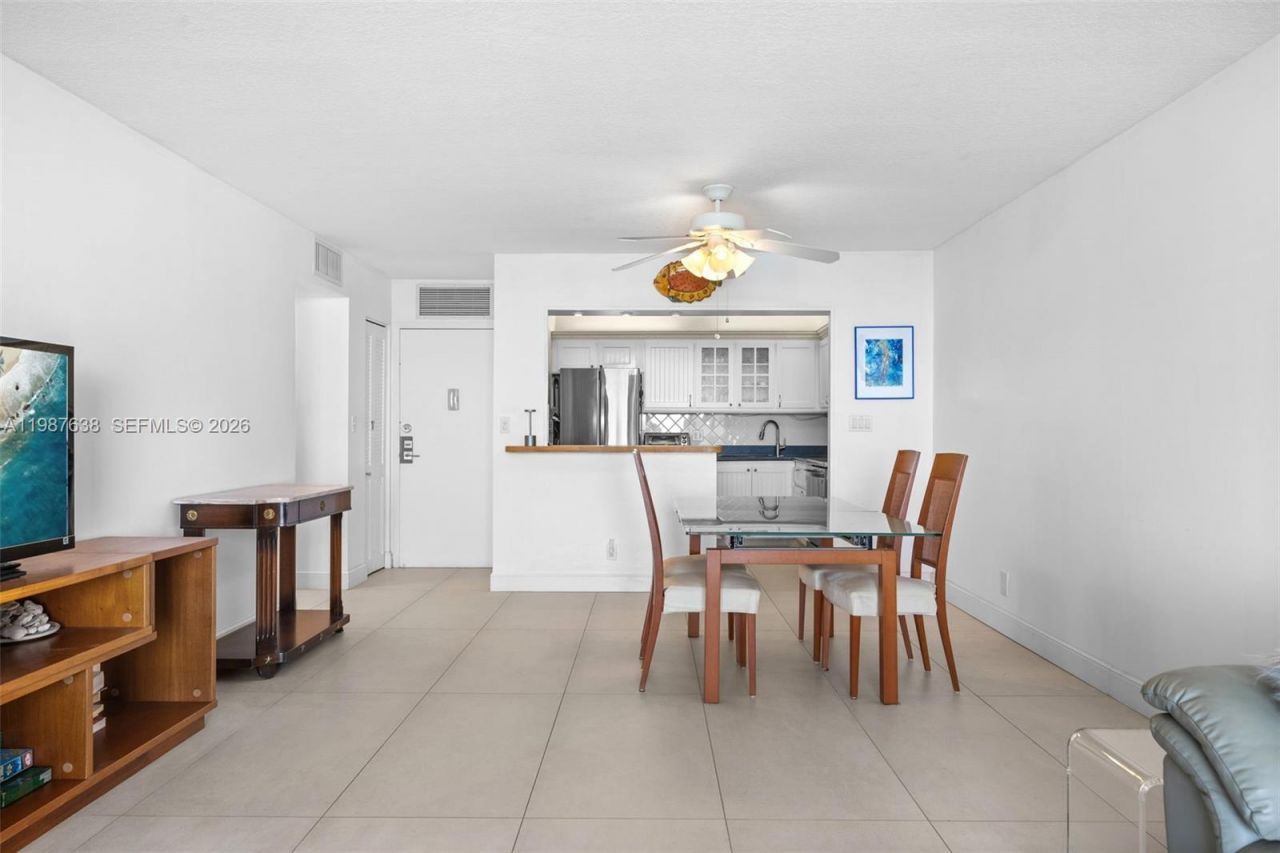 2201 S Ocean Dr, Unit 1102, Hollywood, FL 33019 Photo