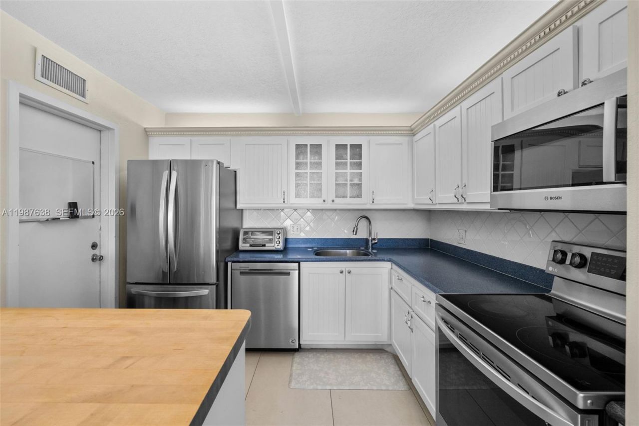 2201 S Ocean Dr, Unit 1102, Hollywood, FL 33019 Photo