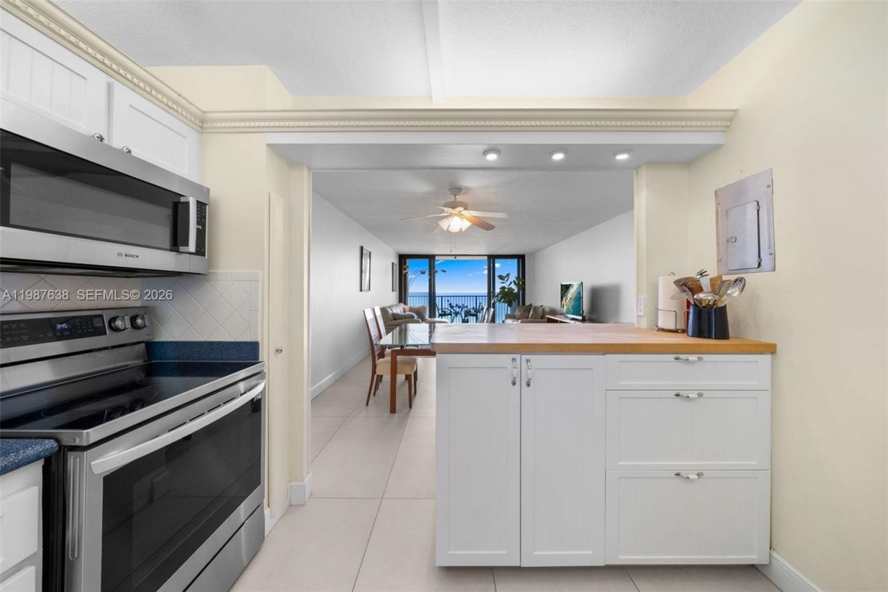 2201 S Ocean Dr, Unit 1102, Hollywood, FL 33019 Photo