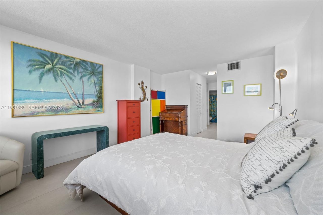 2201 S Ocean Dr, Unit 1102, Hollywood, FL 33019 Photo