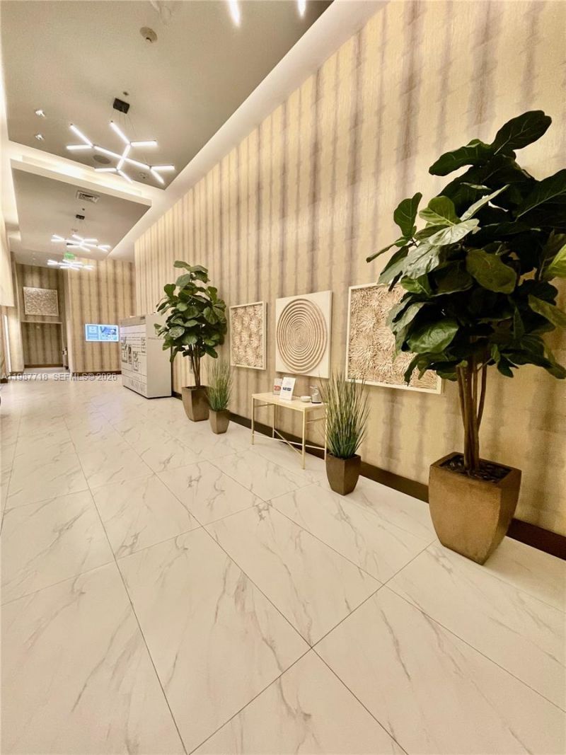 2960 NE 207th, Unit 707, Aventura, FL 33180 Photo