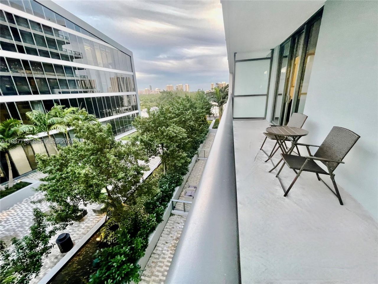 2960 NE 207th, Unit 707, Aventura, FL 33180 Photo