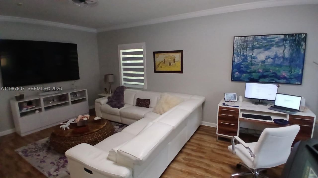 6421 SW 56th St, South Miami, FL 33155 Photo